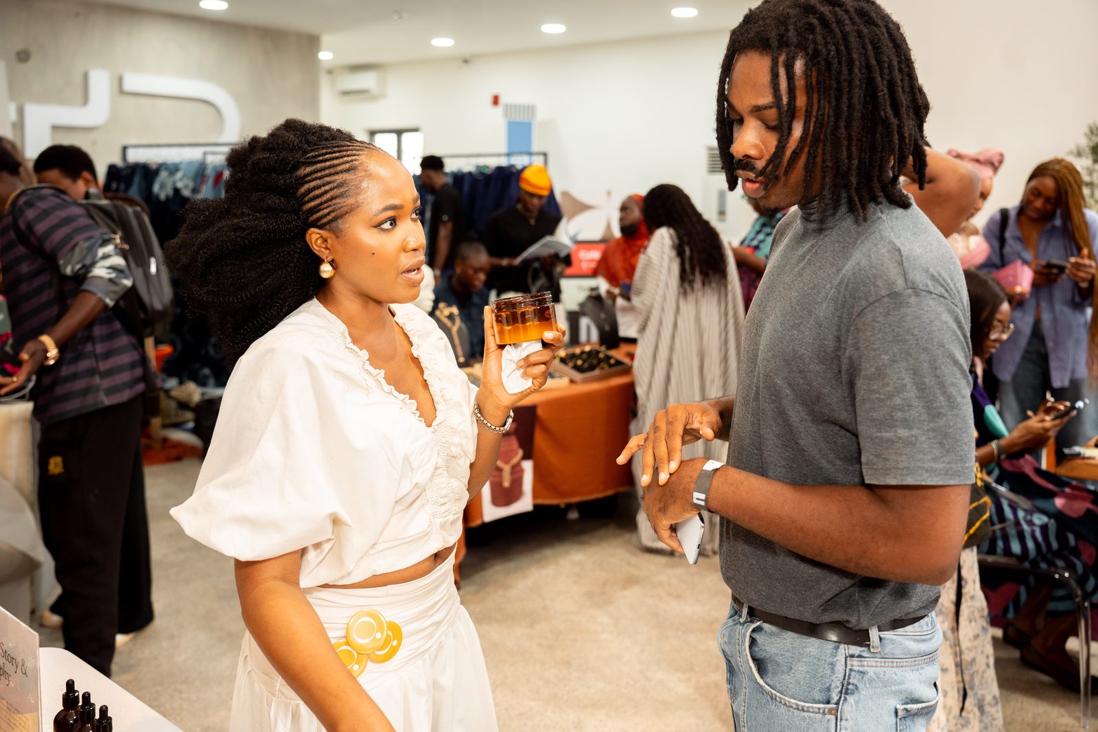 Rooted pop-up — product moment